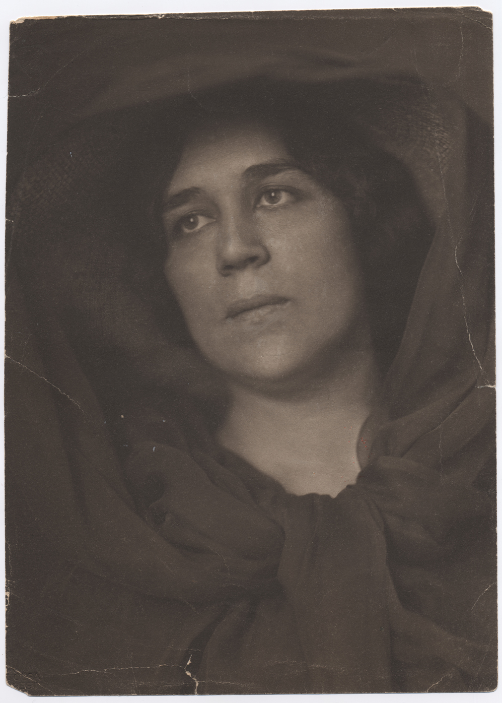 Dr. Dienes Valéria 1912 körül Máté Olga felvétele